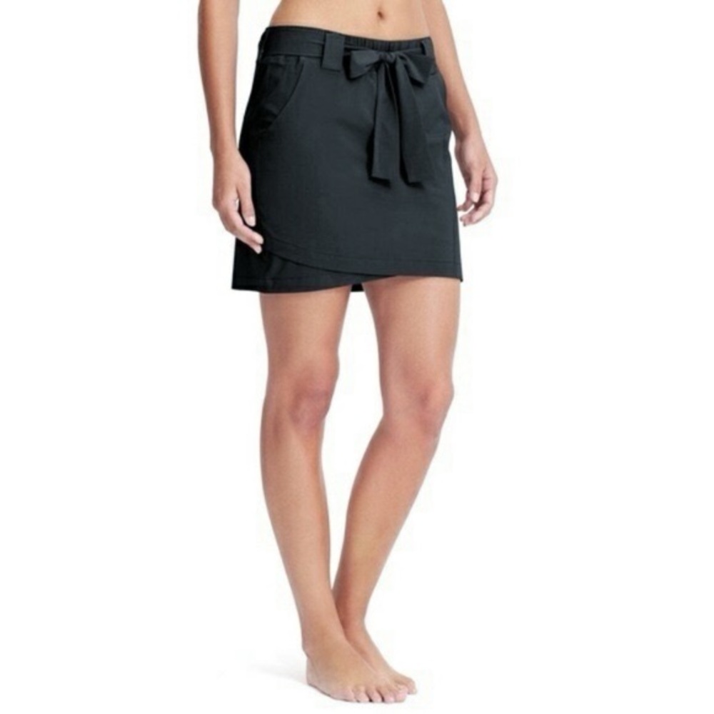 Athleta Black Destination Skort with Front Slit Pockets and Asymmetric Front Hem